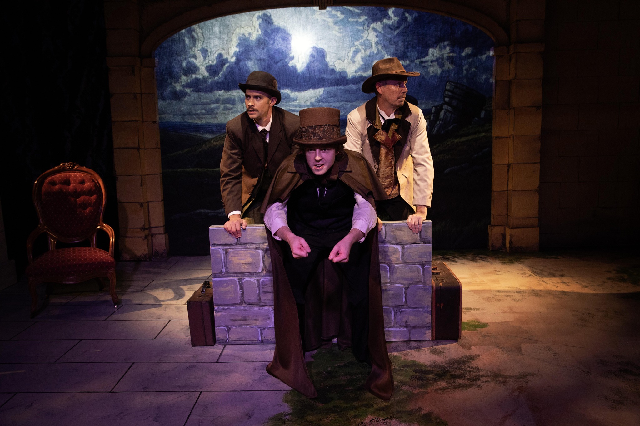 uploads/production_images/baskerville_gtp_leslie_brisbine_photos_2025_10/bk_02.jpeg