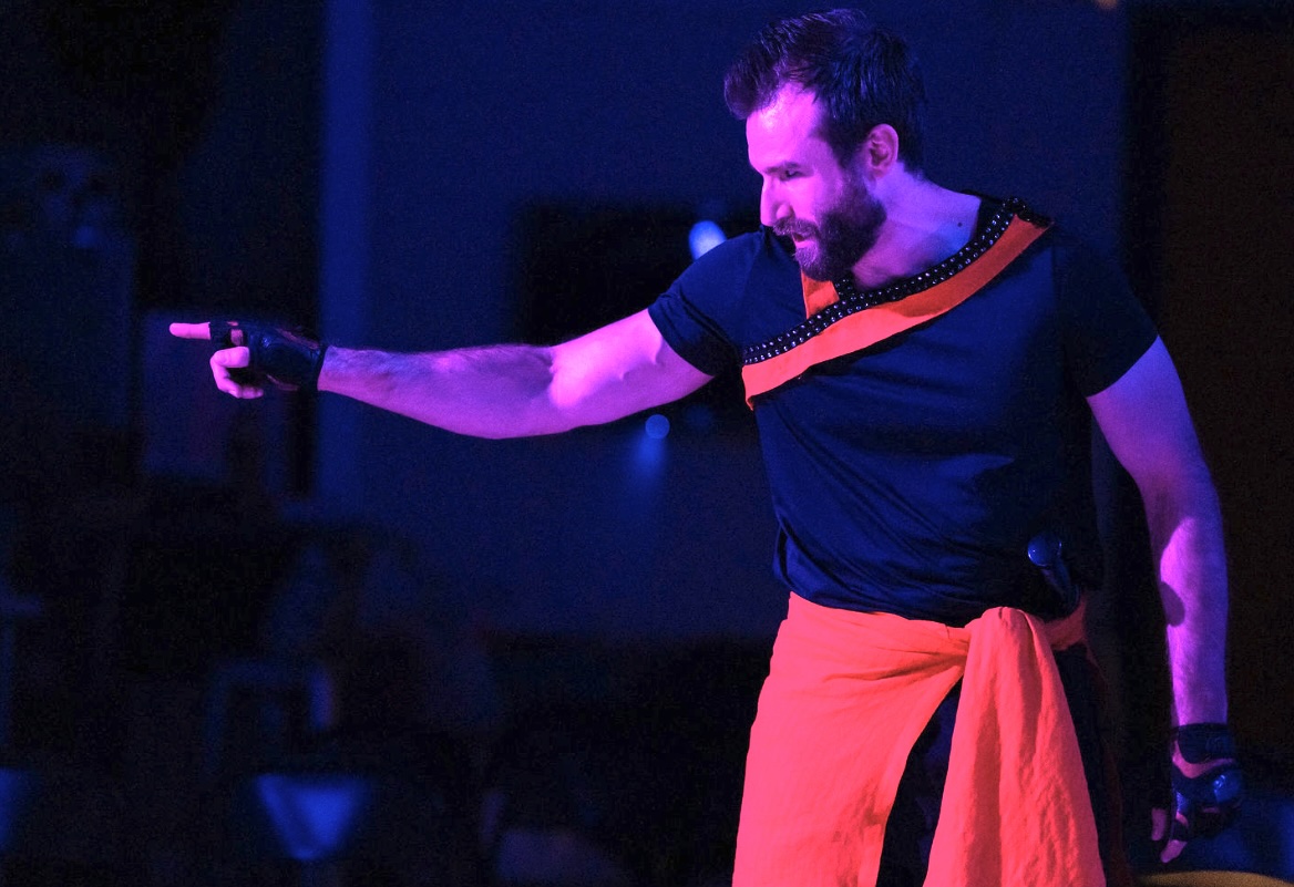 Nick Ivons (photo by lensofathena)