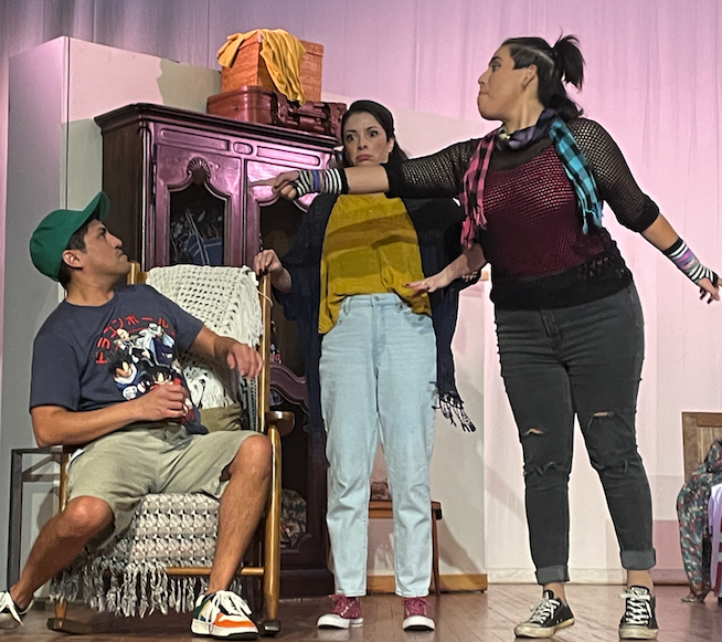 AJ Reyes, Karina Domínguez, Cecelia Sánchez (CTXLT photo)