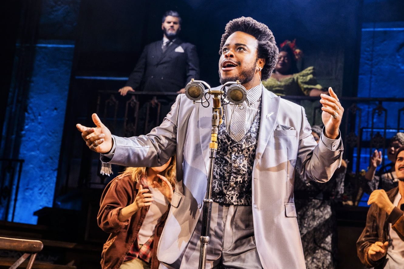  Nickolaus Col&oacute;n (via National Tour)