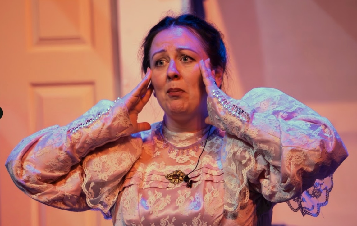 uploads/production_images/hms_pinafore_gilbert_and_sullivan_austin_2025_dress_rehearsal/hmsp_06___adj.jpg