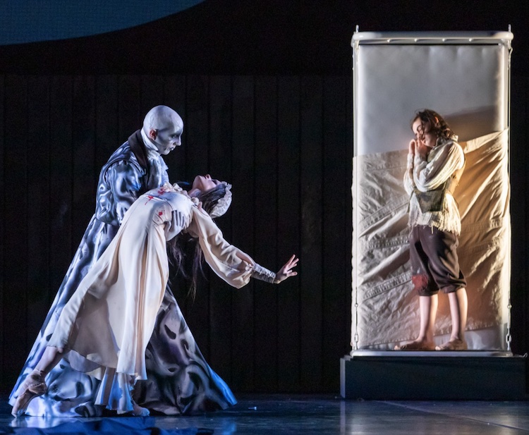 Edward Carr, Katherine Deuitch (via Ballet Austin)