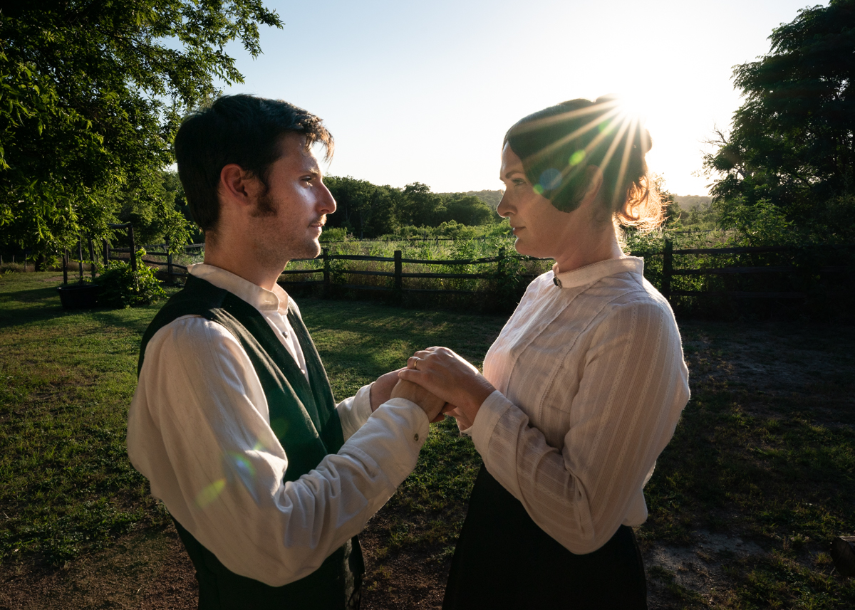 Joe Kelley, Liz Waters (photo by Suzanne McBride)