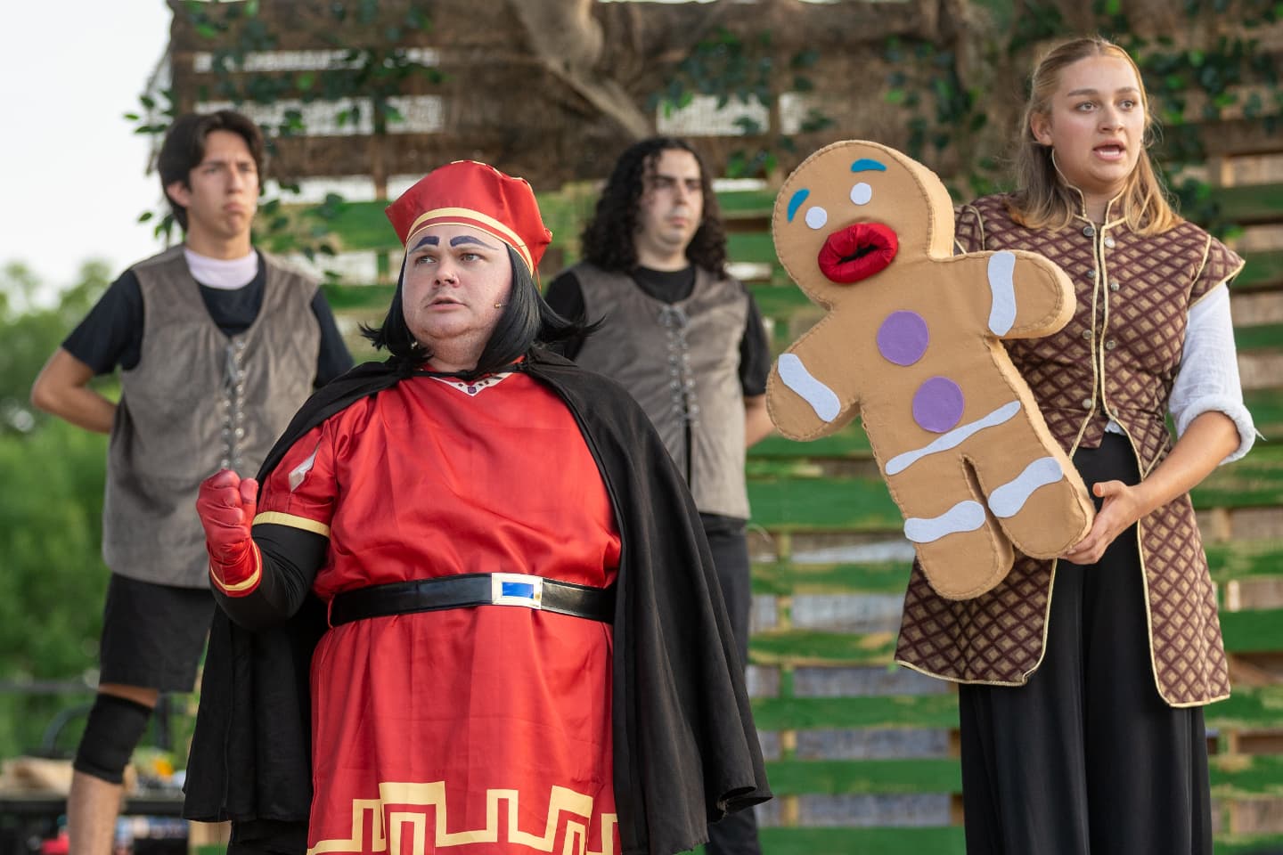 uploads/production_images/shrek_broke_thespians_2025_07/s_01.jpeg