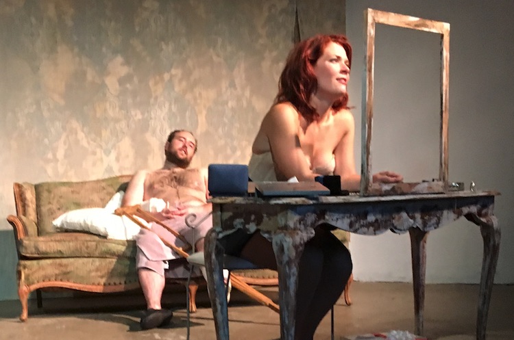 Review: Cat on a Hot Tin Roof by En Route Productions