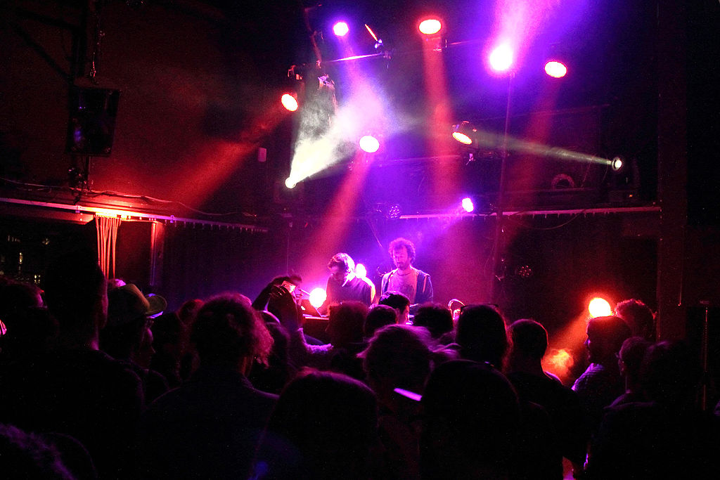 (photo by Xi WEG, Poitiers, via Wikimedia Commons)