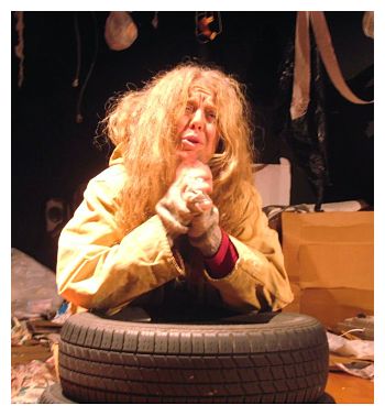 Andrea Carlisle as Ermitaña (ALT photo)