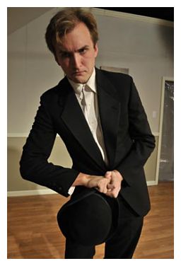 Philip Kreyche as Oscar Kokoschka (via austinist.com)