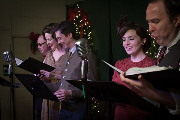 David R. Jarrott, Erin Barlow, Ryan Crowder, Julia Lorenz Olsen, Robert Berry (photo: Kimberley Mead)