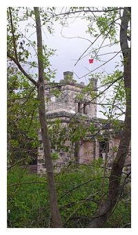 The castle seen from the park (ALT photo)